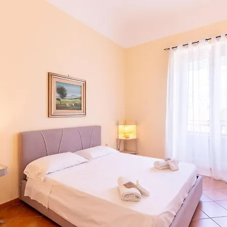 Viola's Luxury House